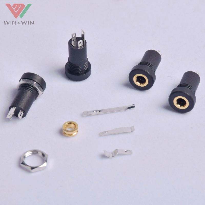 Isolated Mini Stereo Female Panel Mount Headphone 3.5mm Audio Jack