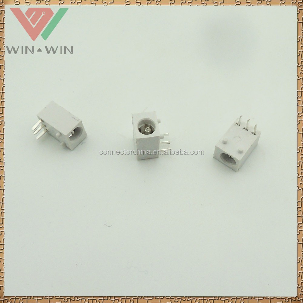 Isolated Mini Stereo Female Panel Mount Headphone 3.5mm Audio Jack